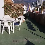 Konukevi La Ermita 2*