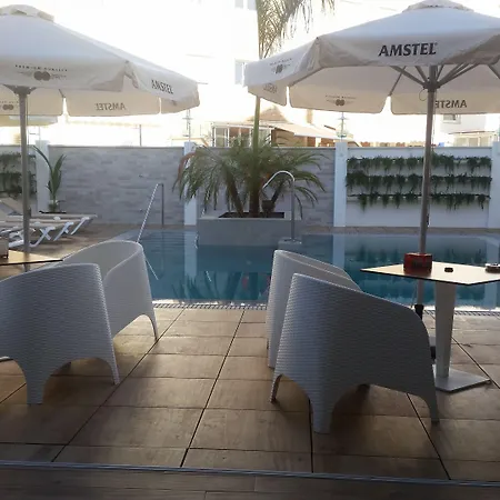 Πανσιόν La Ermita 2*