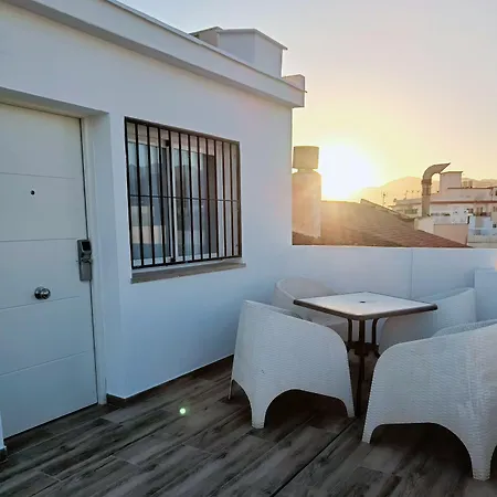 La Ermita Πανσιόν Nerja