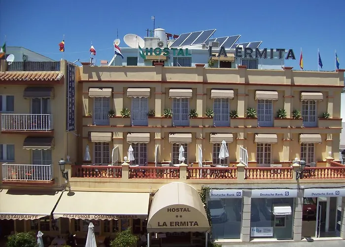 호스탈 라 에르미타 2*