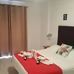 La Ermita Gæstehus Nerja