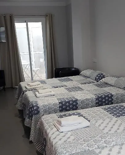 La Ermita Gæstehus Nerja